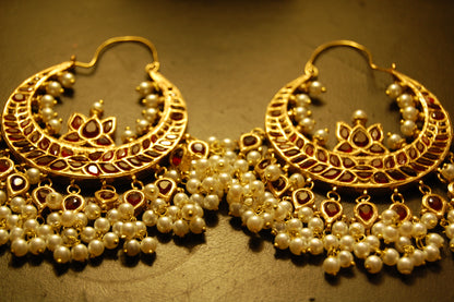 BALAS IN RED & PEARLS