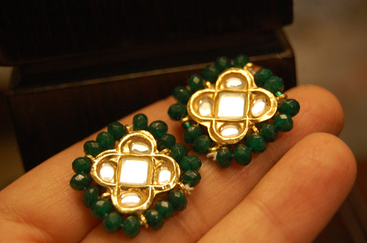 ELEGANT KUNDAN EARRINGS WITH EMERALD GREEN