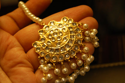 KUNDAN & PEARLS TIKKA