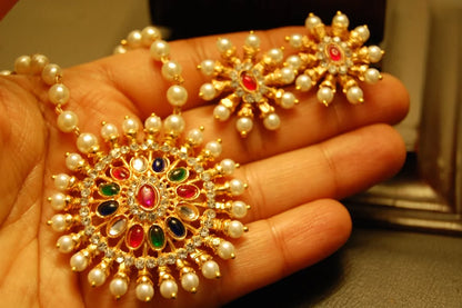 INDIAN MULTI JEWELLED PENDENT IN PEARL STRING