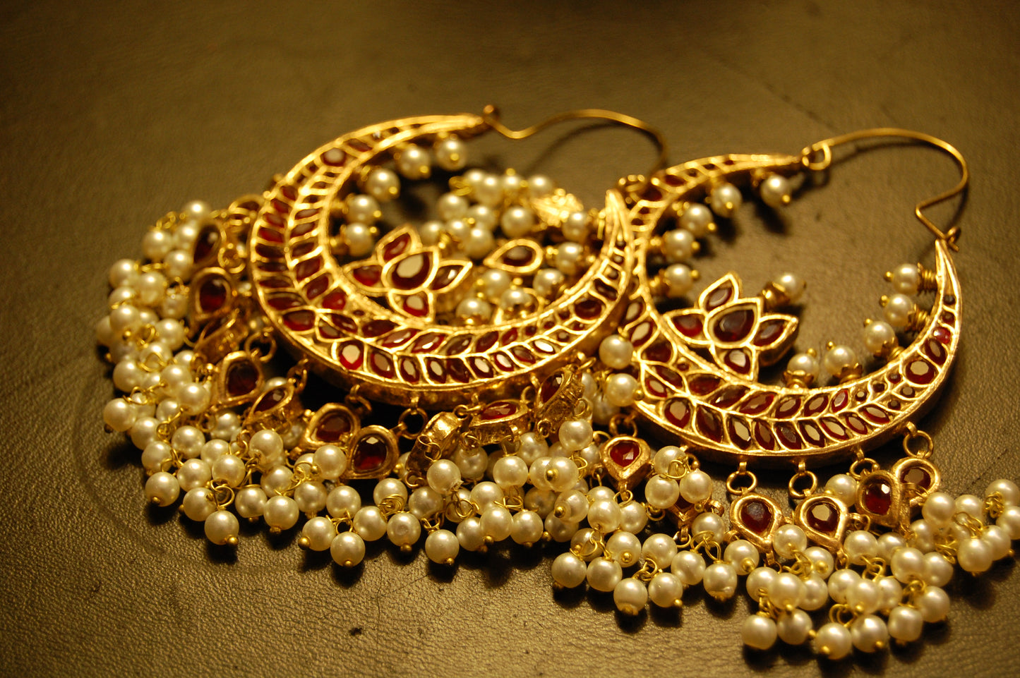 BALAS IN RED & PEARLS