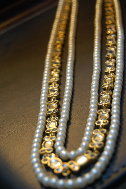 KUNDAN & PEARLS MALA