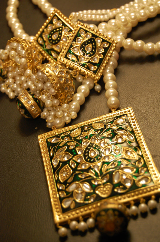 KUNDAN & GREEN MEENA MALA SET