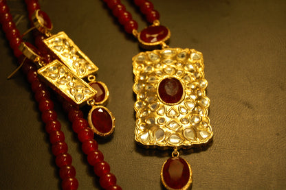 ELEGANT KUNDAN & RED MALA SET