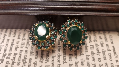 ELEGANT GREEN EARRINGS