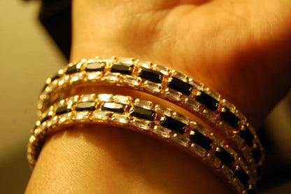 PAIR OF BLACK & ZIRCON BANGLES IN GOLDEN BASE