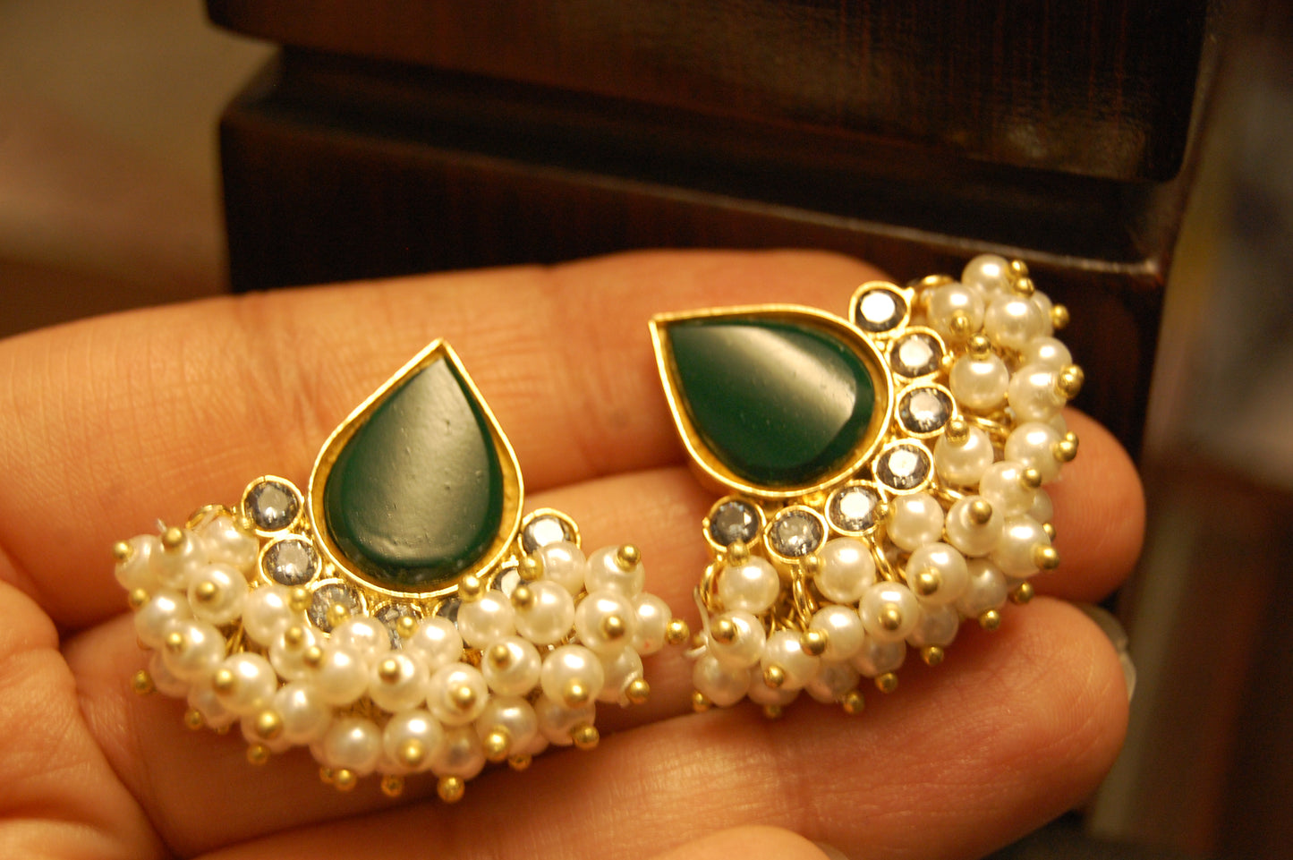 GREEN KUNDAN & PEARL EARRINGS