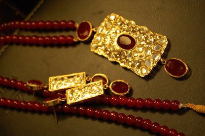 ELEGANT KUNDAN & RED MALA SET