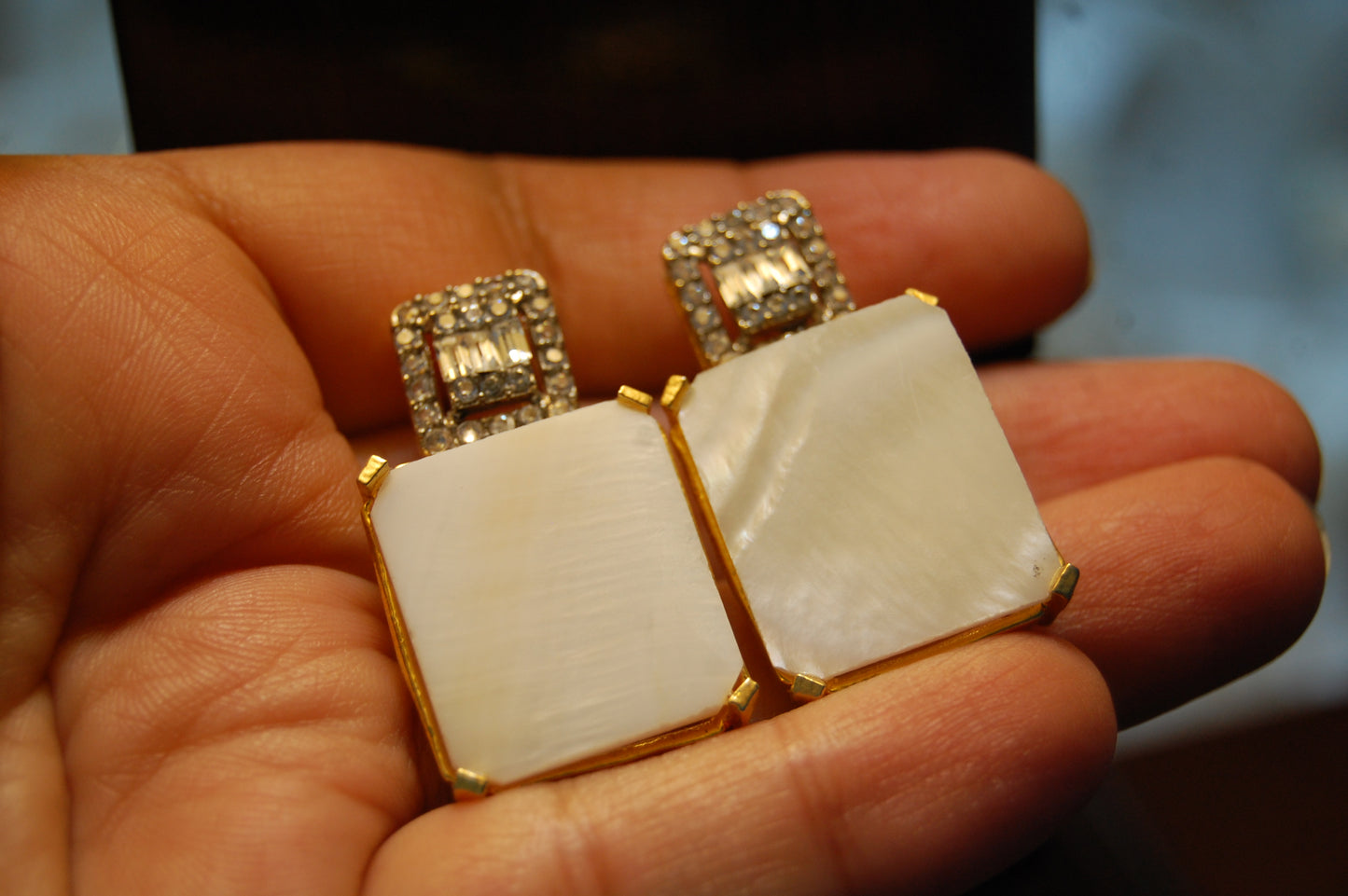 MOTHER OF PEARL & ZIRCON EARRINGS