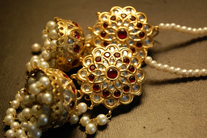 KUNDAN & RED JHUMKAS
