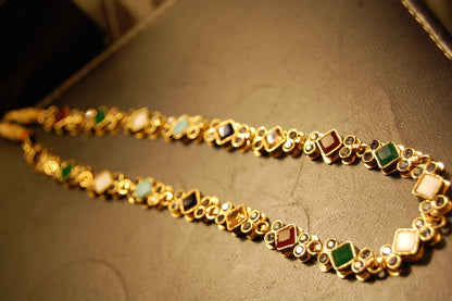 MULTI STONE NECKLACE