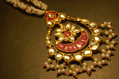 ELEGANT KUNDAN MALA IN RED