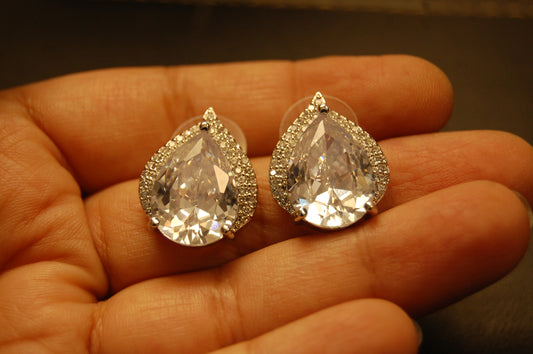 ELEGANT ZIRCON EARRINGS