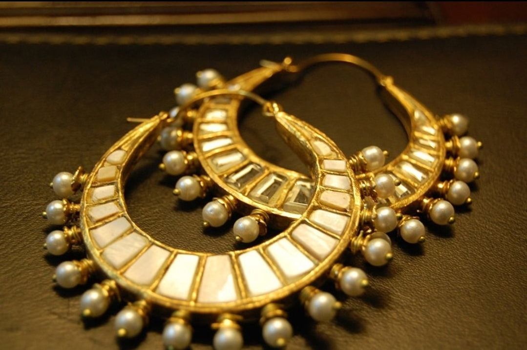 DOUBLE SIDED KUNDAN & MOTHER OF PEARL BALAS