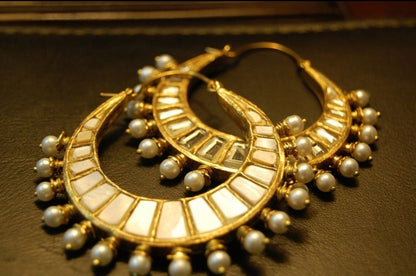 DOUBLE SIDED KUNDAN & MOTHER OF PEARL BALAS