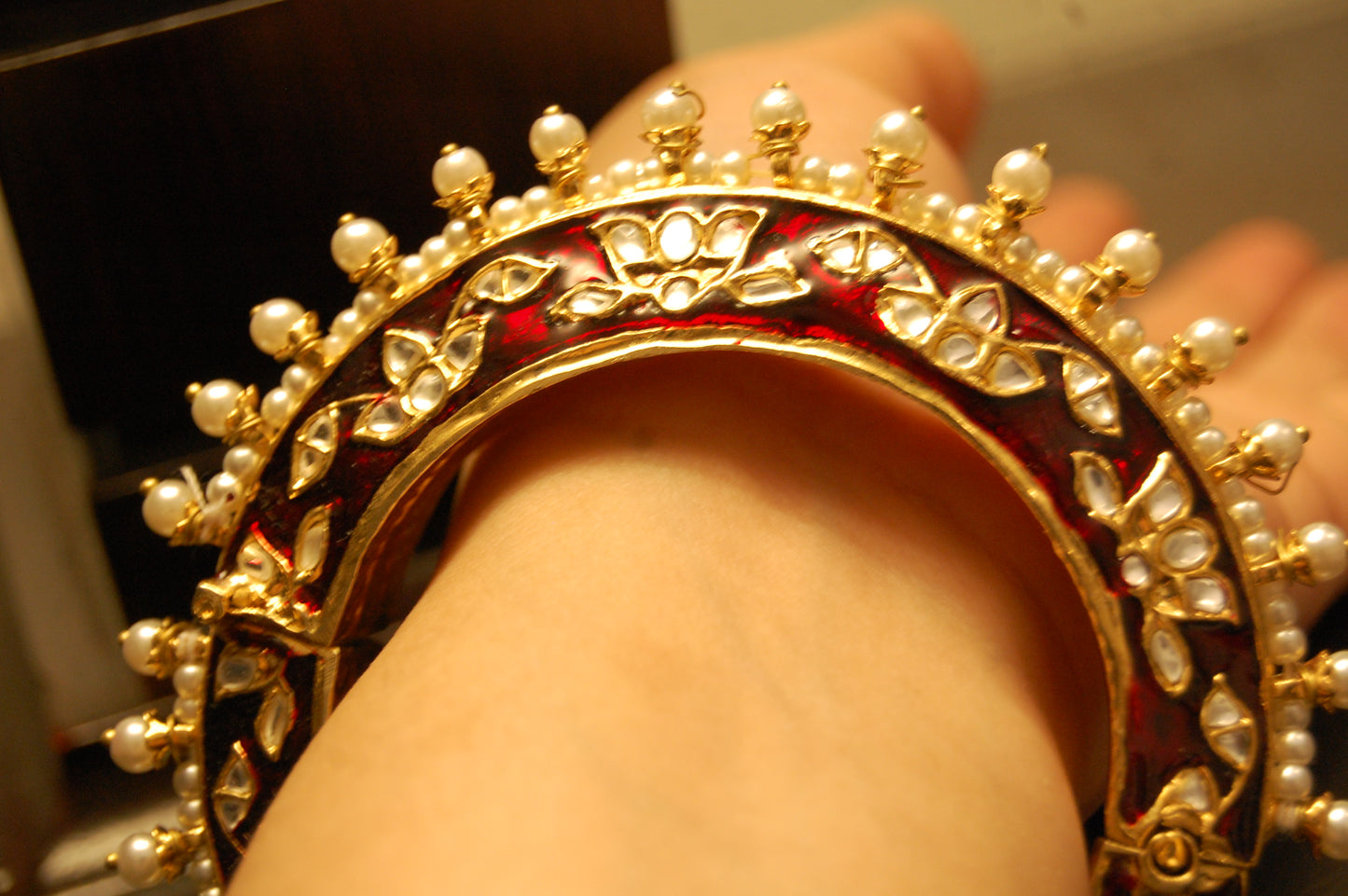 SINGLE, 3D MEENA & KUNDAN KARA , ONE SIDE GREEN OTHER RED MEENA
