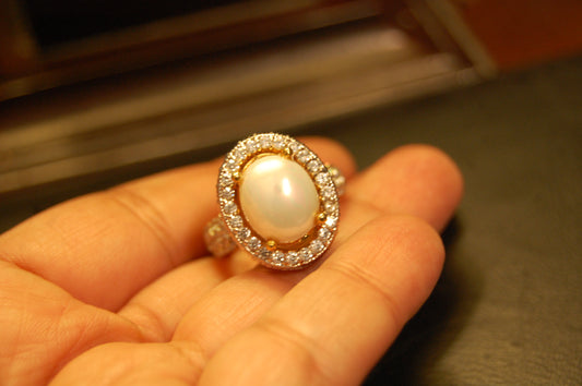PEARL & ZIRCON RING