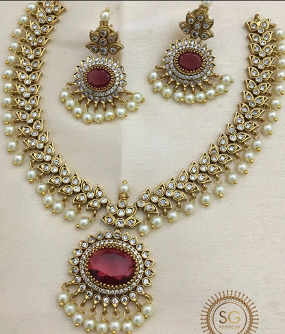 SOUTH INDIAN NECKLACE SET IN RED