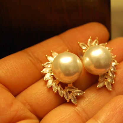 ZIRCON & PEARL EARRINGS WITH GOLDEN BASE