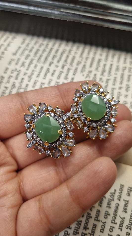 GREEN ZIRCON EARRINGS
