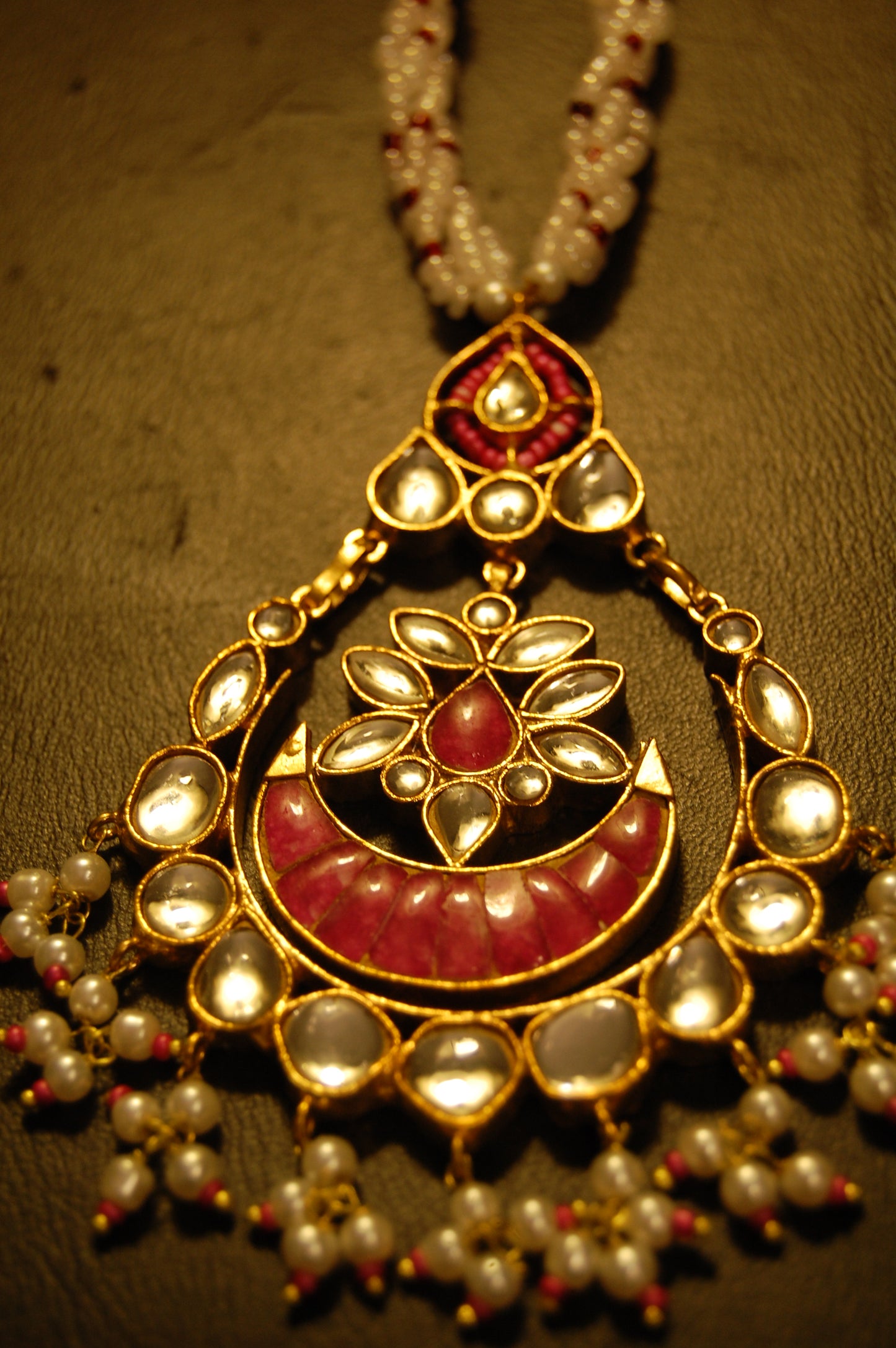 ELEGANT KUNDAN MALA IN RED