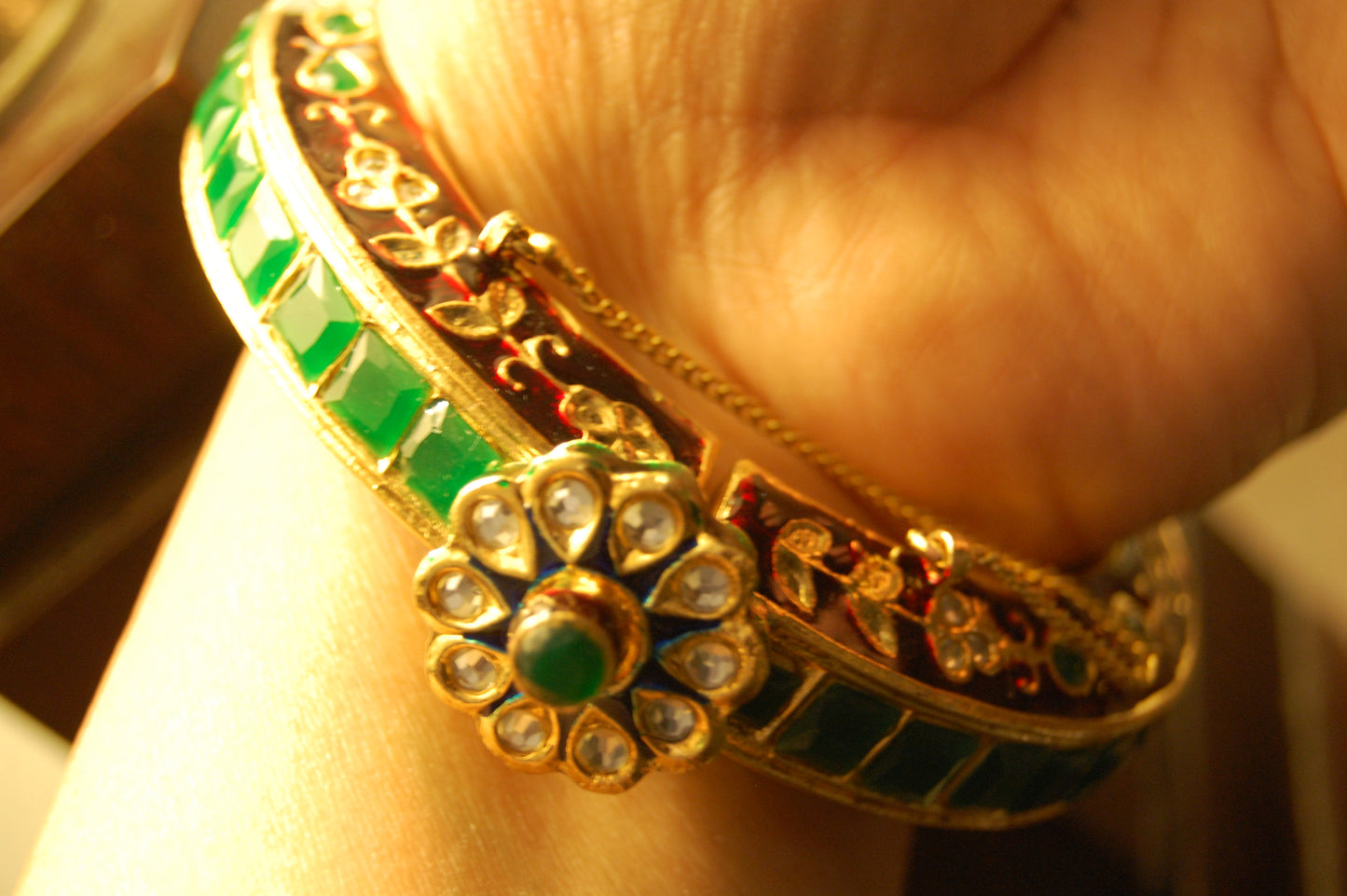 KARA IN MEENA & KUNDAN