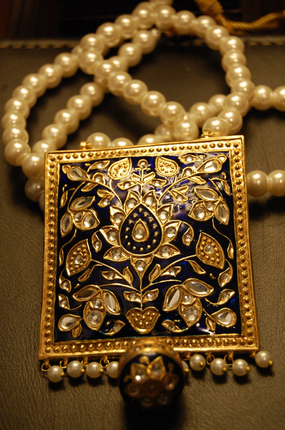 KUNDAN & BLUE MEENA MALA