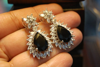 ZIRCON BLACK EARRINGS