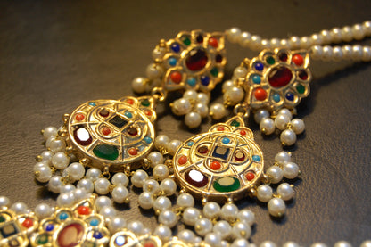 NAURATAN MULTI & PEARLS CHOKER SET
