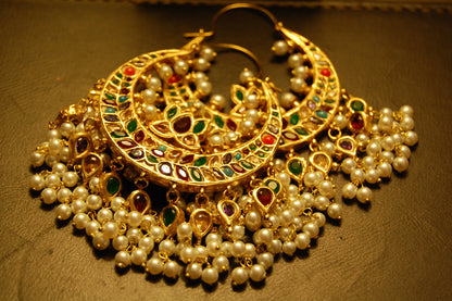 LARGE BALAS IN NAURATAN & PEARLS