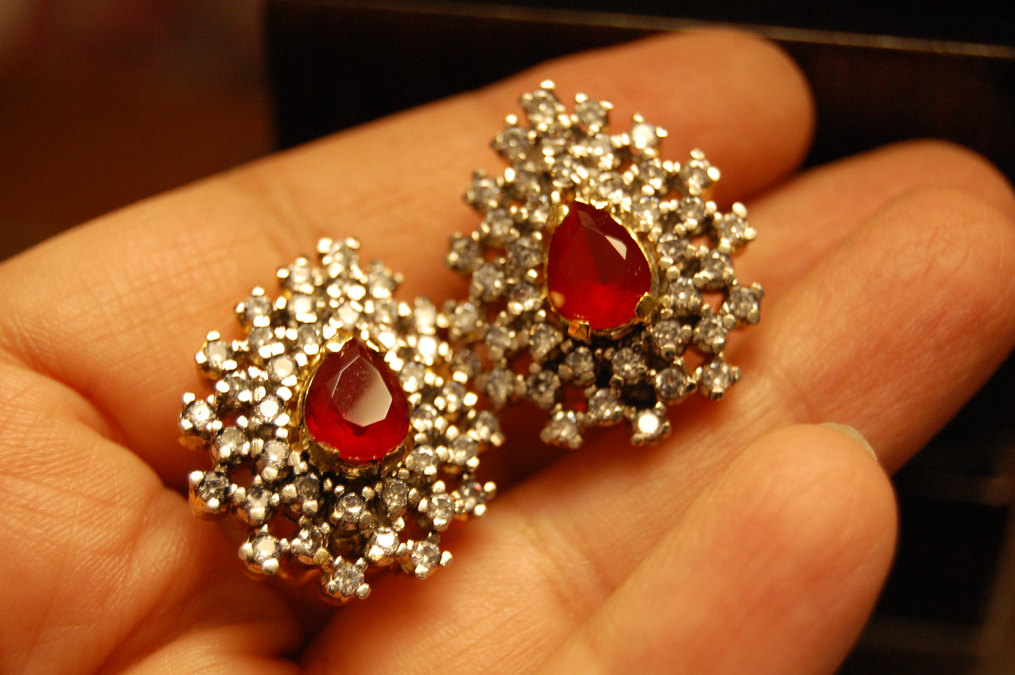 RED ZIRCON EARRINGS