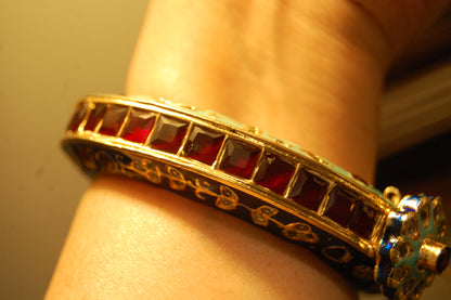 KARA IN MEENA & KUNDAN