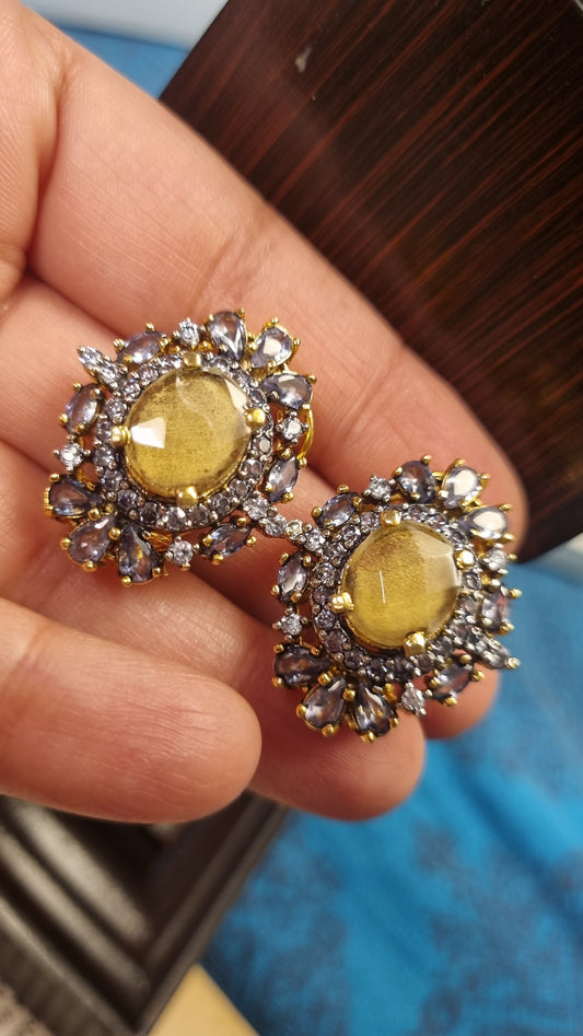 YELLOW STONE EARRINGS
