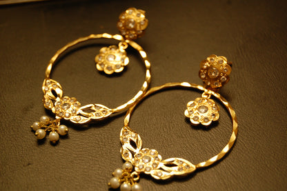 TRADITIONAL BALAS IN ZIRCONS