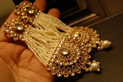 JHOOMAR STYLE EARRINGS IN KUNDAN & PEARLS