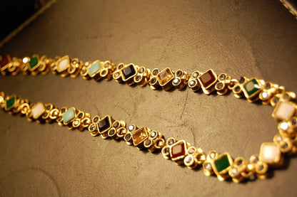 MULTI STONE NECKLACE