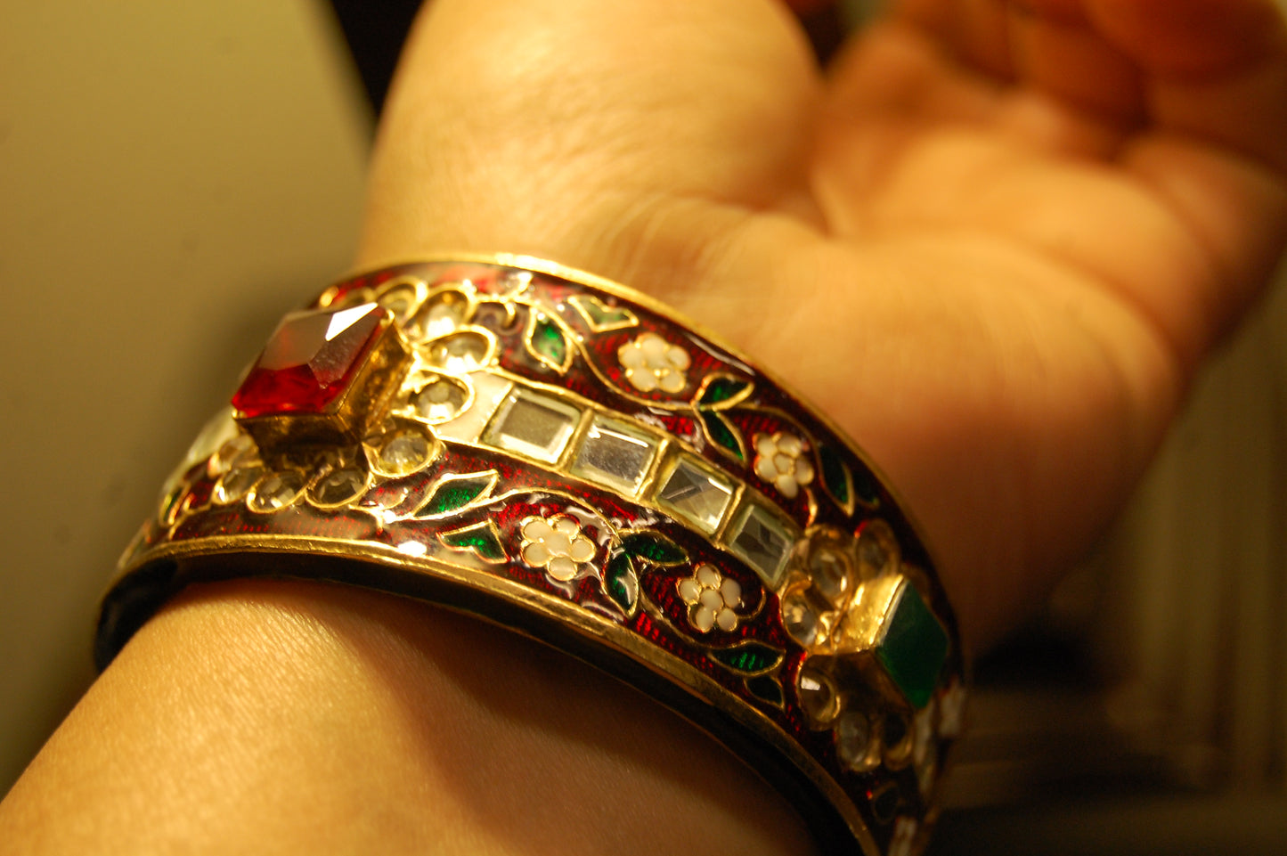 KARA IN MEENA & KUNDAN
