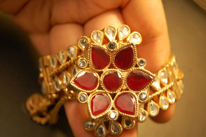ELEGANT KUNDAN KARA WITH RED FLOWER