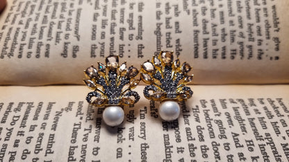 CHAMPAGNE EARRINGS WITH PEARLS