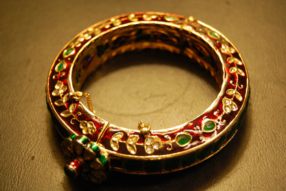 KARA IN MEENA & KUNDAN