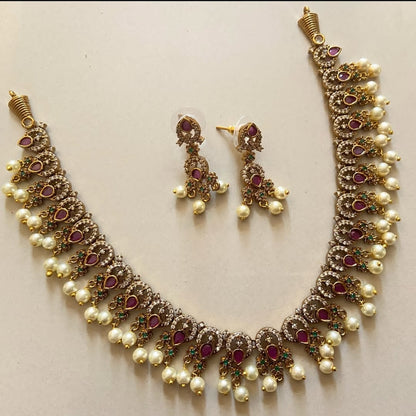 SOUTH INDIAN NECKLACE SET