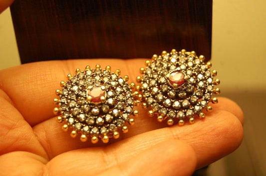 ZIRCON EARRINGS