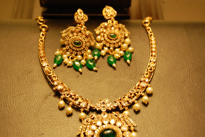 SOUTH INDIAN NECKLACE SET IN GREEN & ZIRCON
