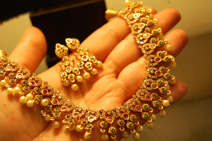 SOUTH INDIAN NECKLACE SET
