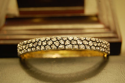 TIGER PRINT BANGLE WITH ZIRCON