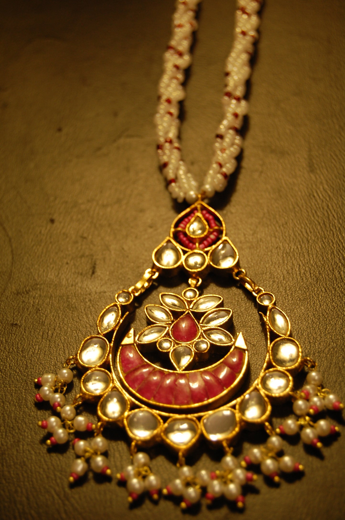 ELEGANT KUNDAN MALA IN RED