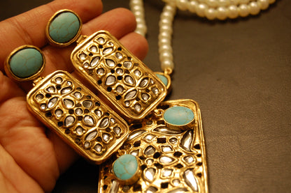 ELEGANT KUNDAN & FEROZA MALA SET