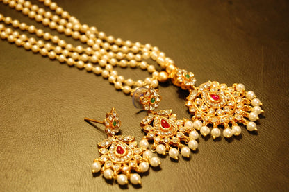 SOUTH INDIAN PEARL NECKLACE SET IN RED, GREEN & ZIRCON