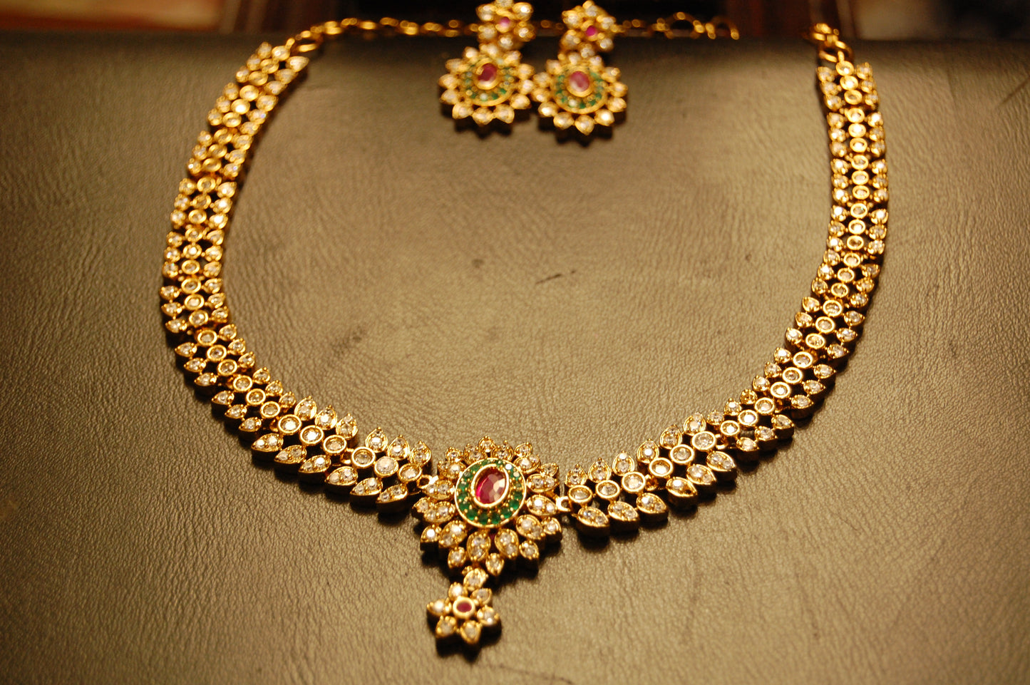 SOUTH INDIAN PEARL NECKLACE SET IN ZIRCON