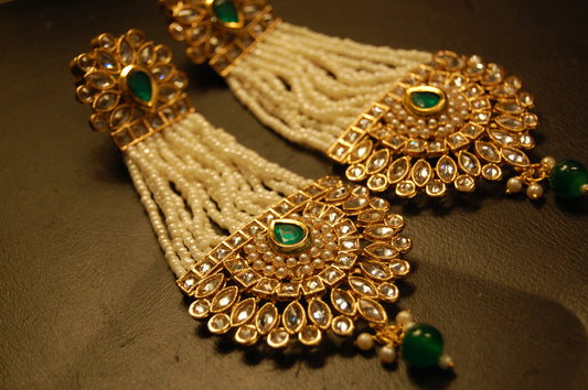 JHOOMAR STYLE EARRINGS IN KUNDAN, PEARLS & GREEN
